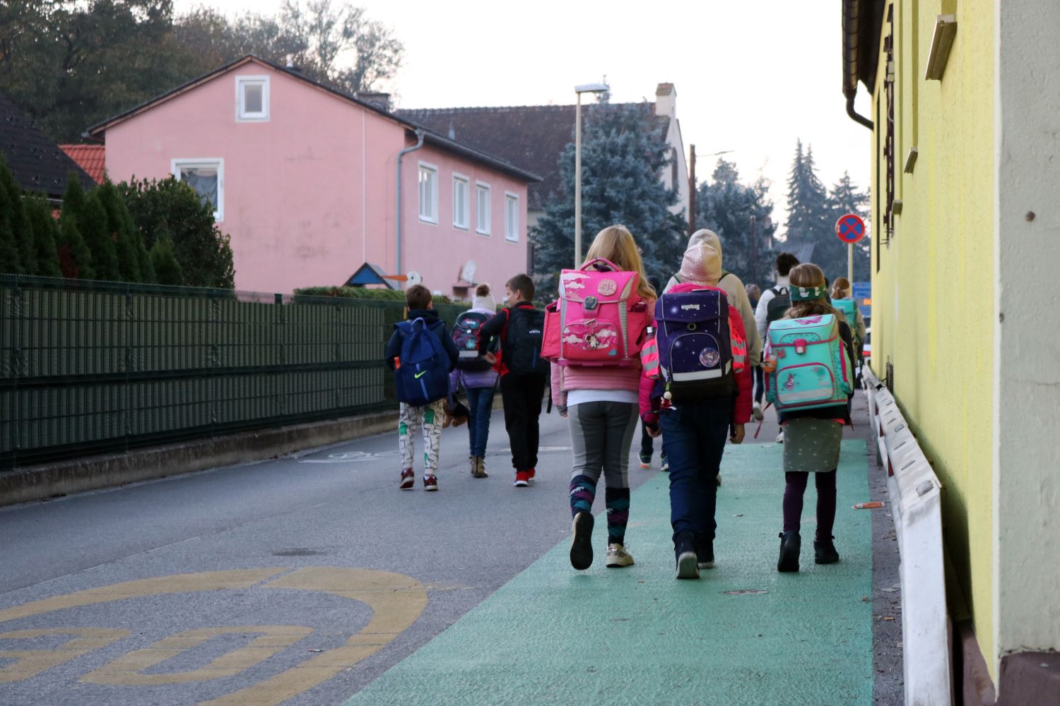 Blickinsgruene.at - Strassgang - Schulstrasse_online