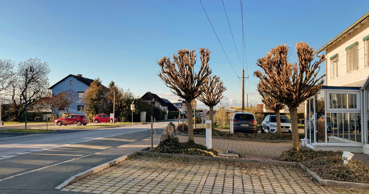 blickinsgruene.at - Dobl-Zwaring - Parkplatz - Kiga_c Astrid Wirth