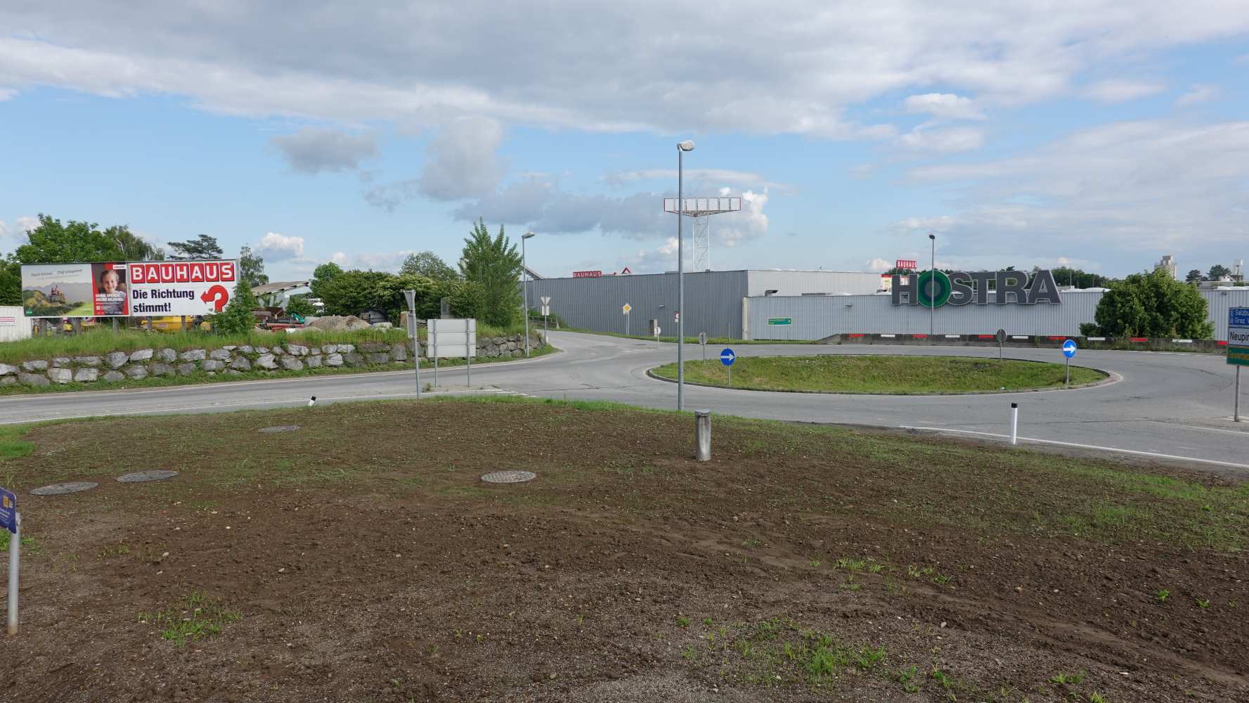 Zu sehen ist: ein Kreisverkehr in Seiersberg